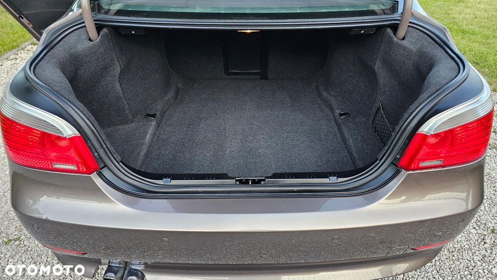 BMW Seria 5 - 33