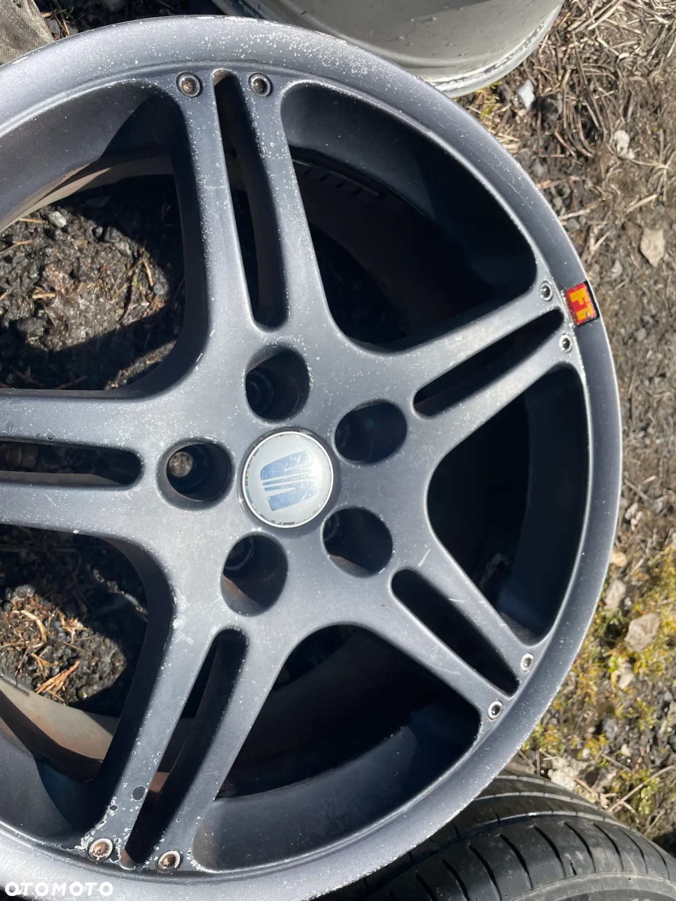 FELGI ALUMINIOWE CZARNE SEAT LEON I TOLEDO II 5X100 17' ET35 - 10