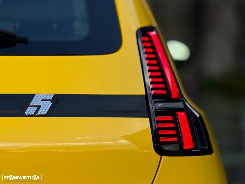 Renault 5 E-Tech 40 kWh Evolution Autonomia Urbana - 26