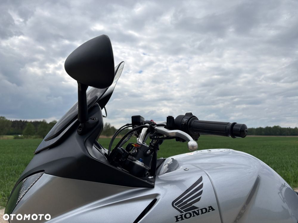 Honda CBF - 25