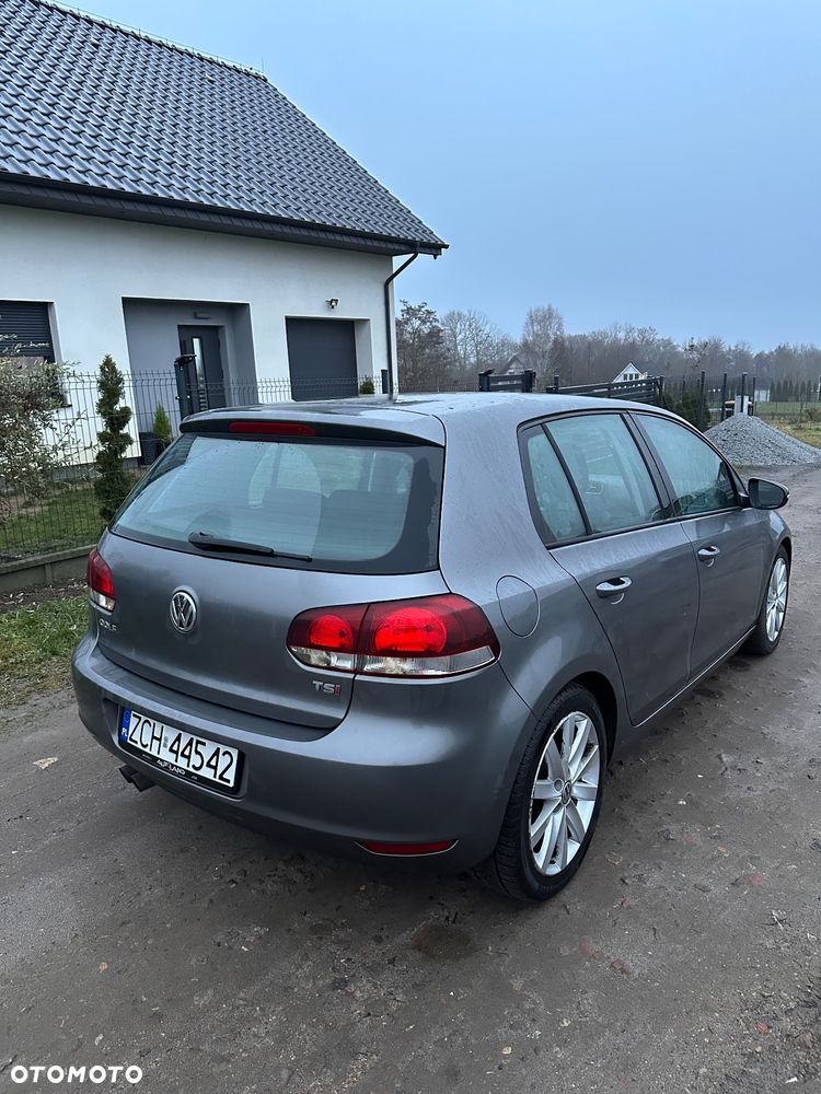 Volkswagen Golf 1.4 TSI Comfortline DSG - 5