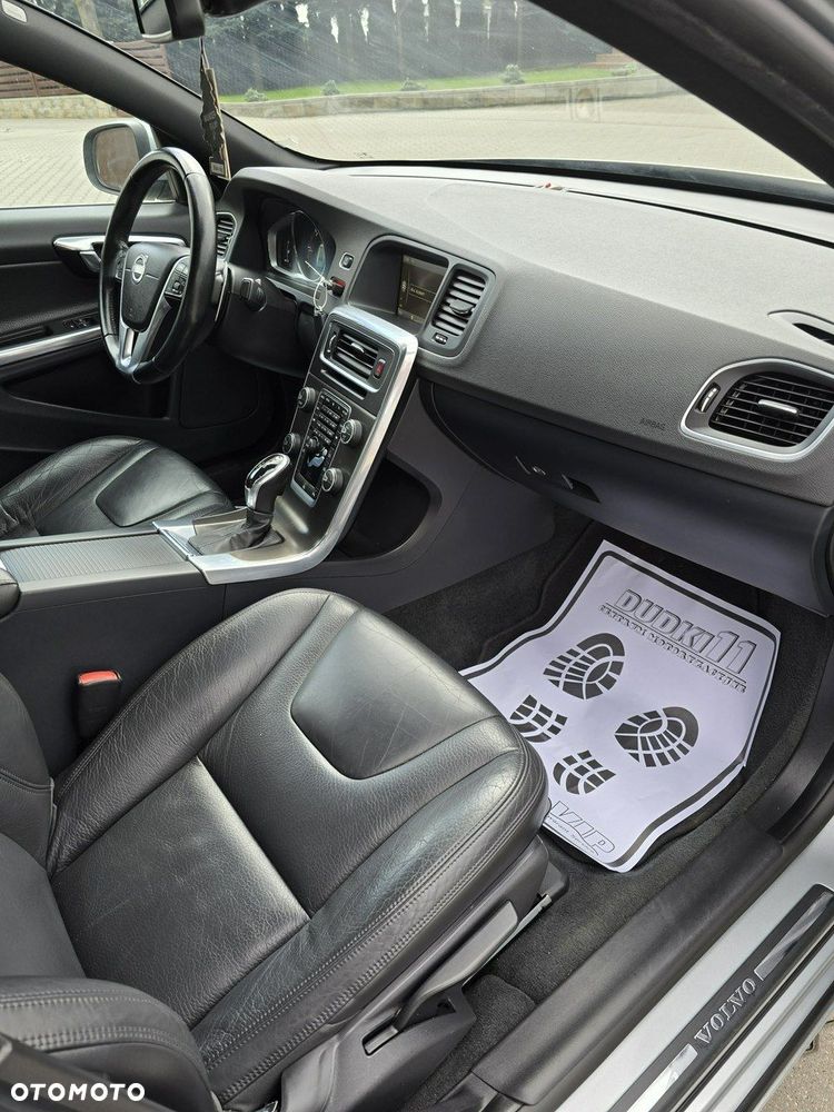 Volvo S60 - 30
