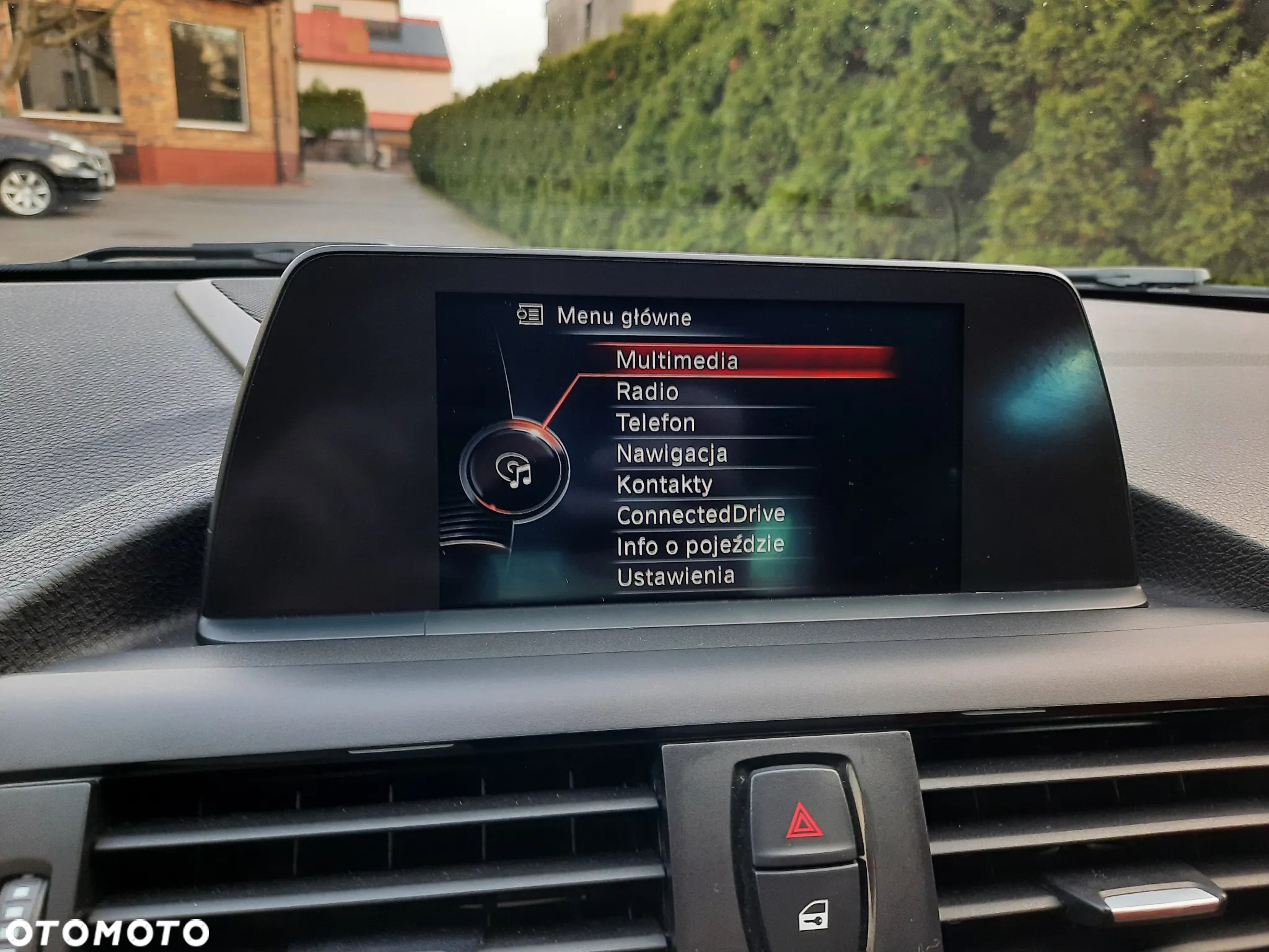 BMW Seria 2 218d Sport Line - 28