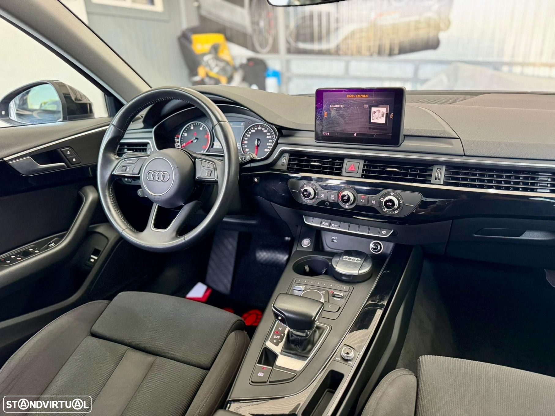 Audi A4 Avant 2.0 TDI Sport S tronic - 8