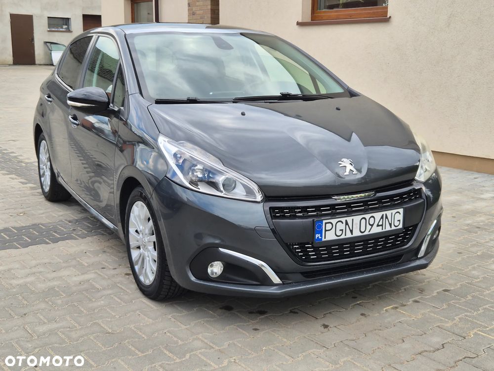 Peugeot 208 1.6 BlueHDi Allure S&S - 1