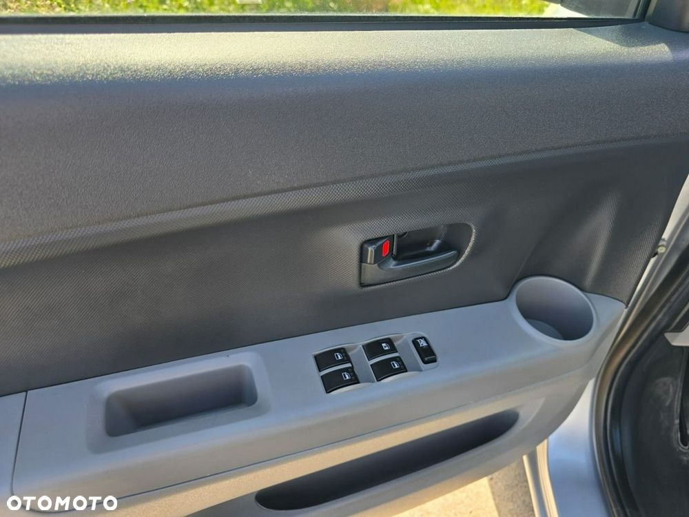 Subaru Justy - 28