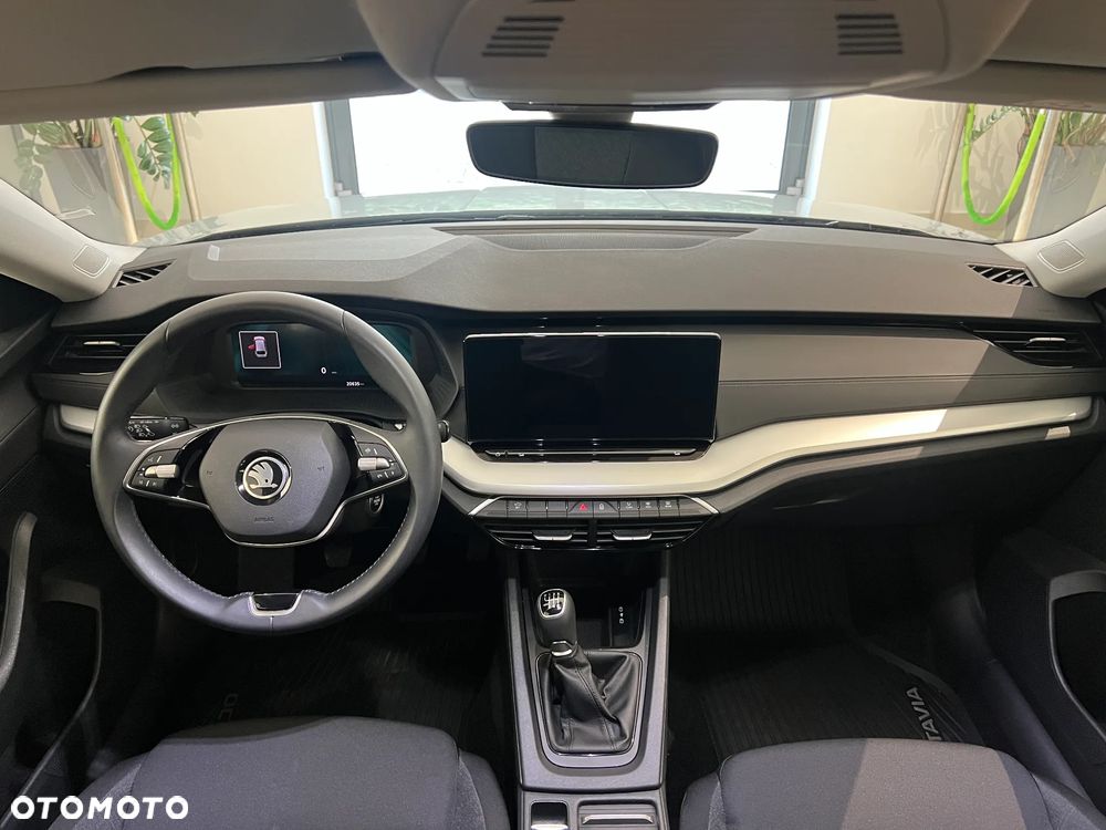 Skoda Octavia 1.5 TSI Essence - 12