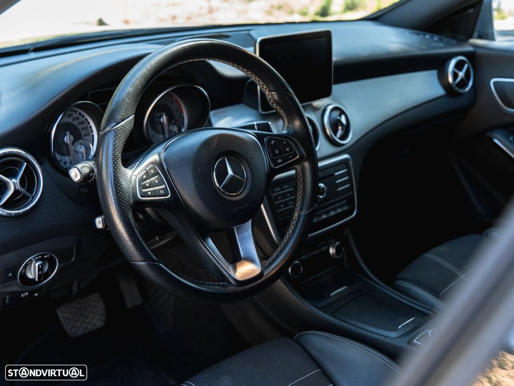 Mercedes-Benz CLA 200 - 29