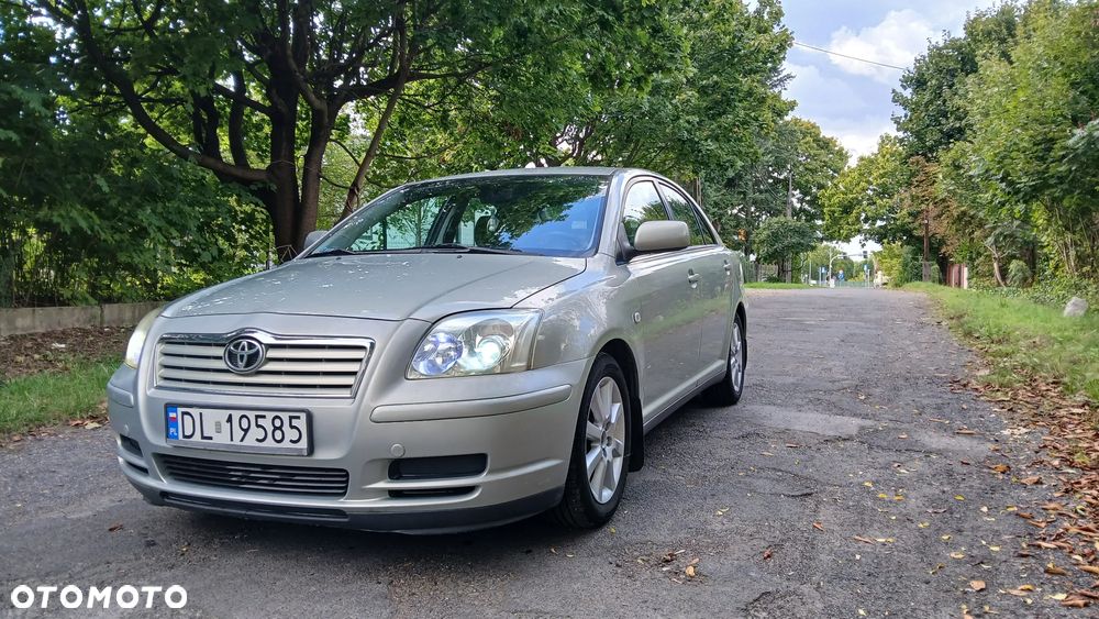 Toyota Avensis - 3