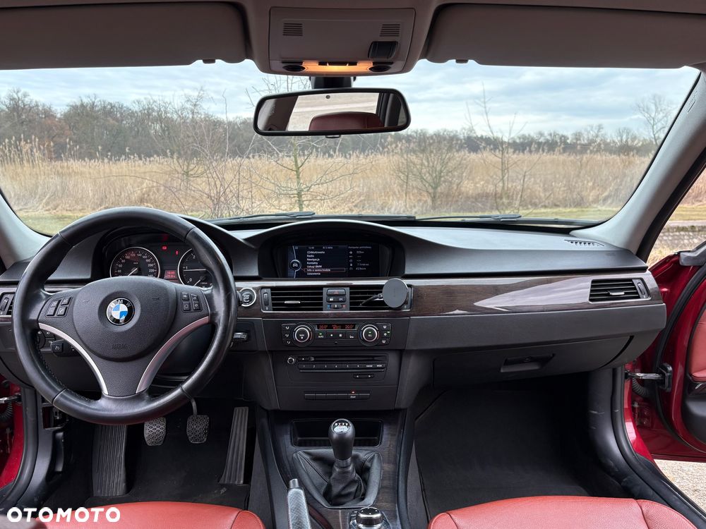 BMW Seria 3 320d - 13