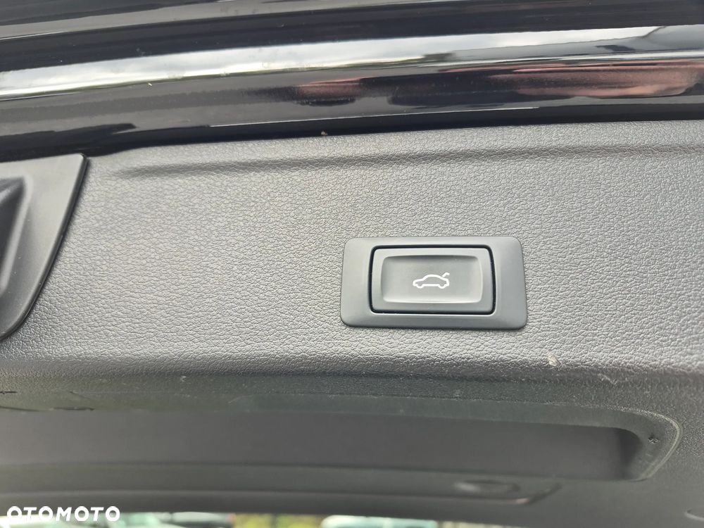 Audi A4 Avant 2.0 TDI - 25