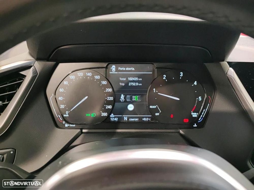 BMW 116 d Pack Desportivo M - 4