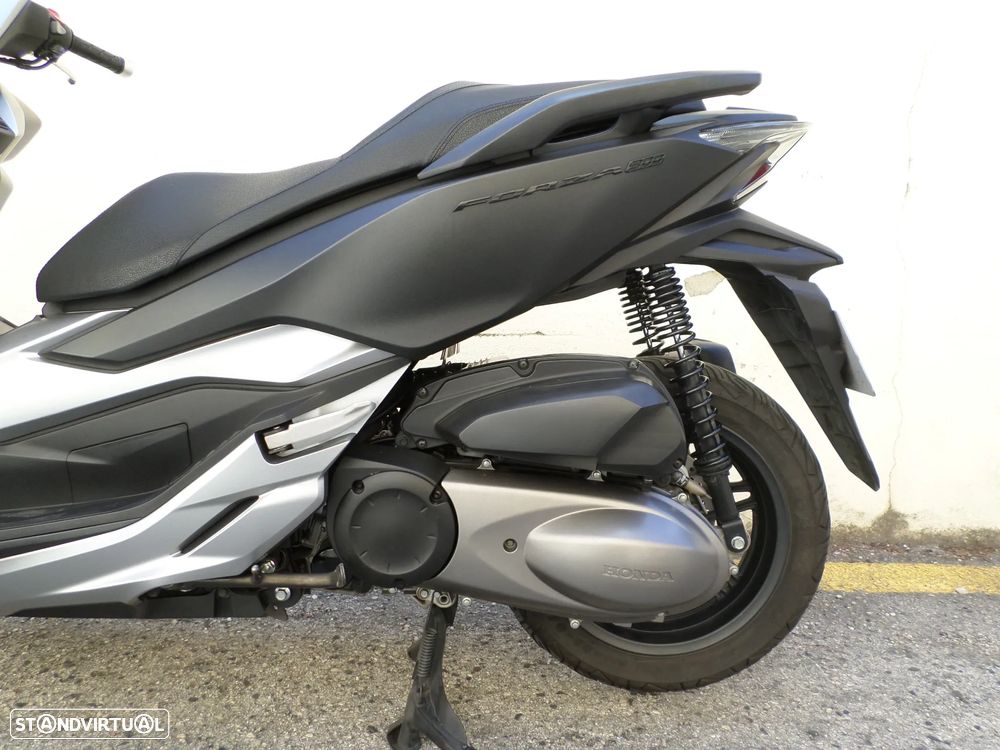 Honda Forza 300 - 5