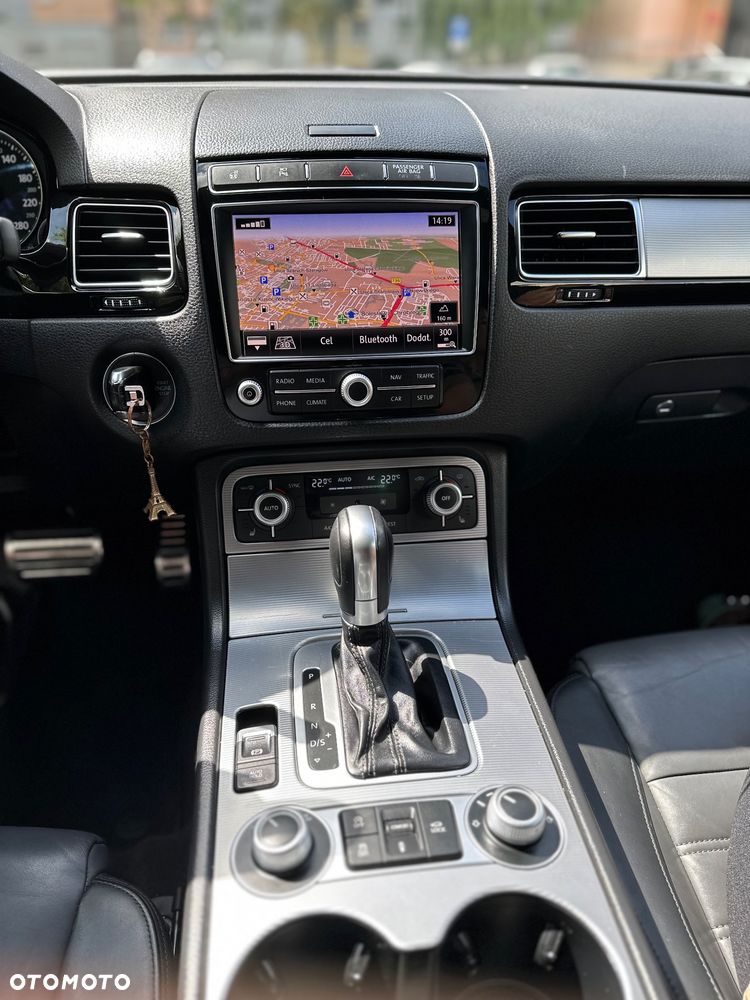 Volkswagen Touareg 3.0 V6 TDI BMT Perfectline R-Style - 15