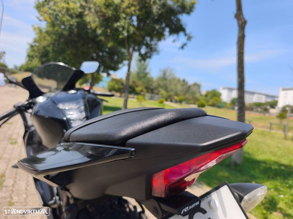 Yamaha R 125 - 9