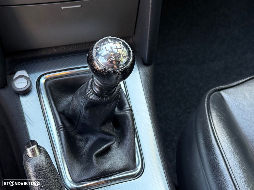 Peugeot 407 SW 2.0 HDi Executive - 29