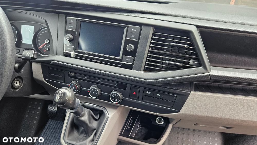 Volkswagen TRANSPORTER T6.1 - 10