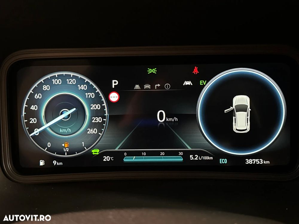 Hyundai KONA - 11