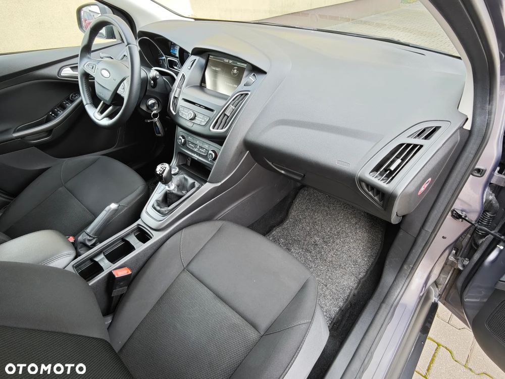 Ford Focus 1.0 EcoBoost Start-Stopp-System Business Edition - 28