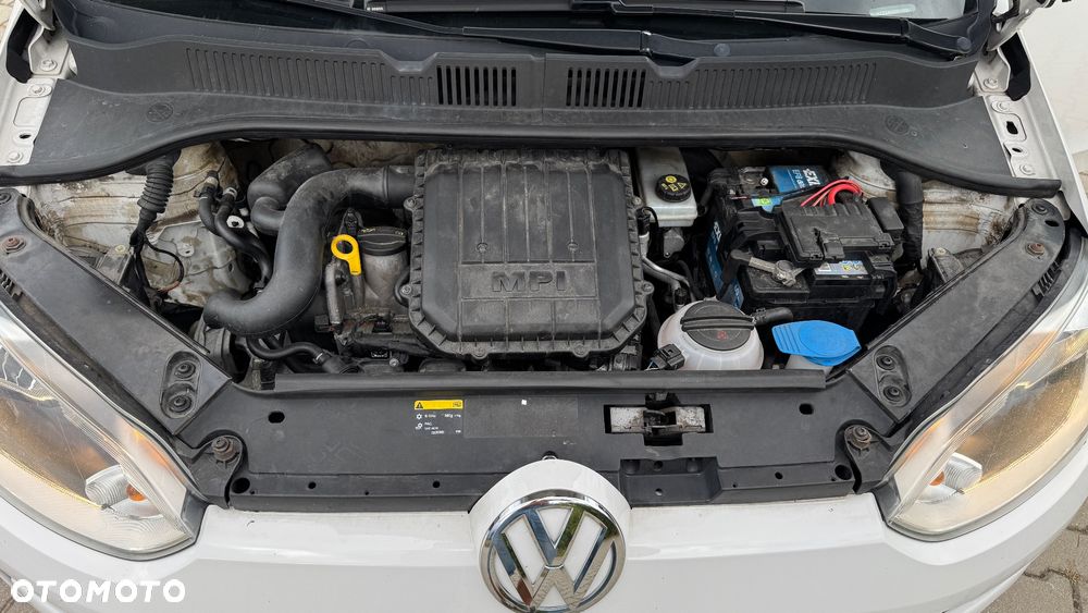 Volkswagen up! white style - 11