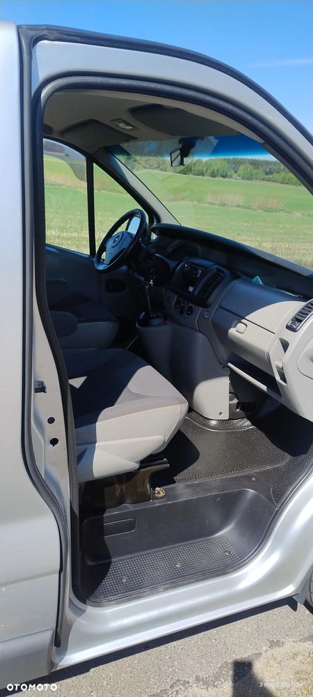 Opel Vivaro - 13