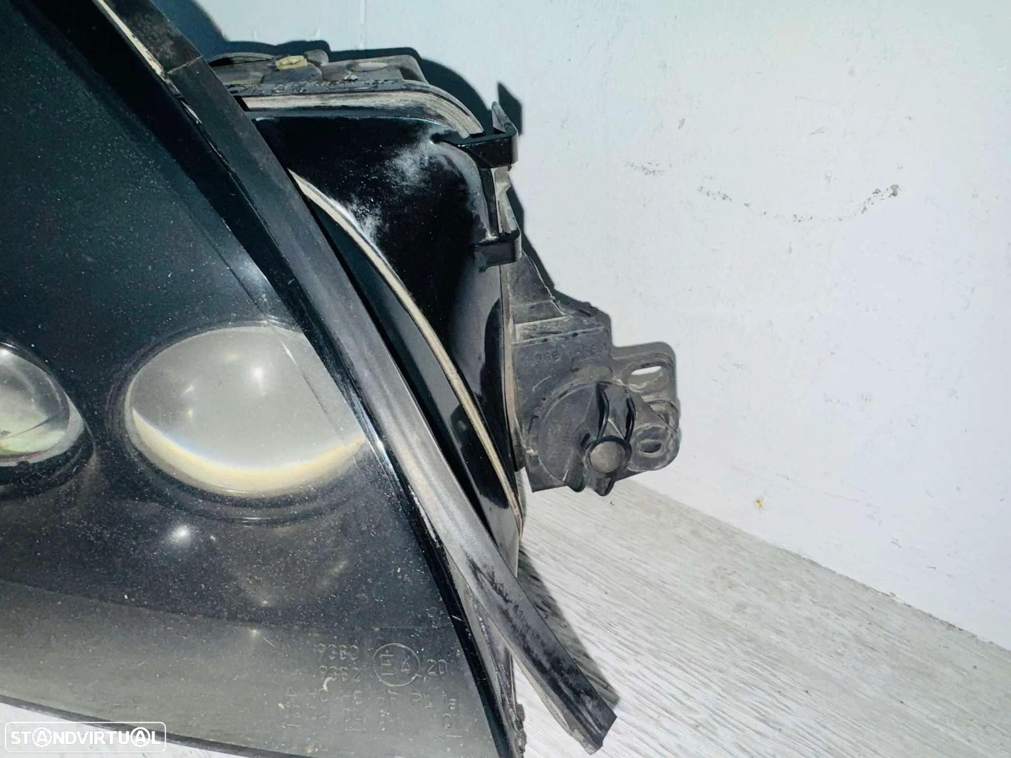 Farol Direito Ford Puma - 1997 / 2005 - 3