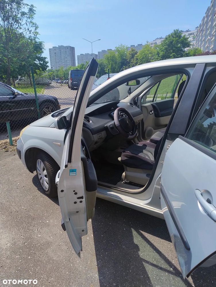 Renault Scenic - 7