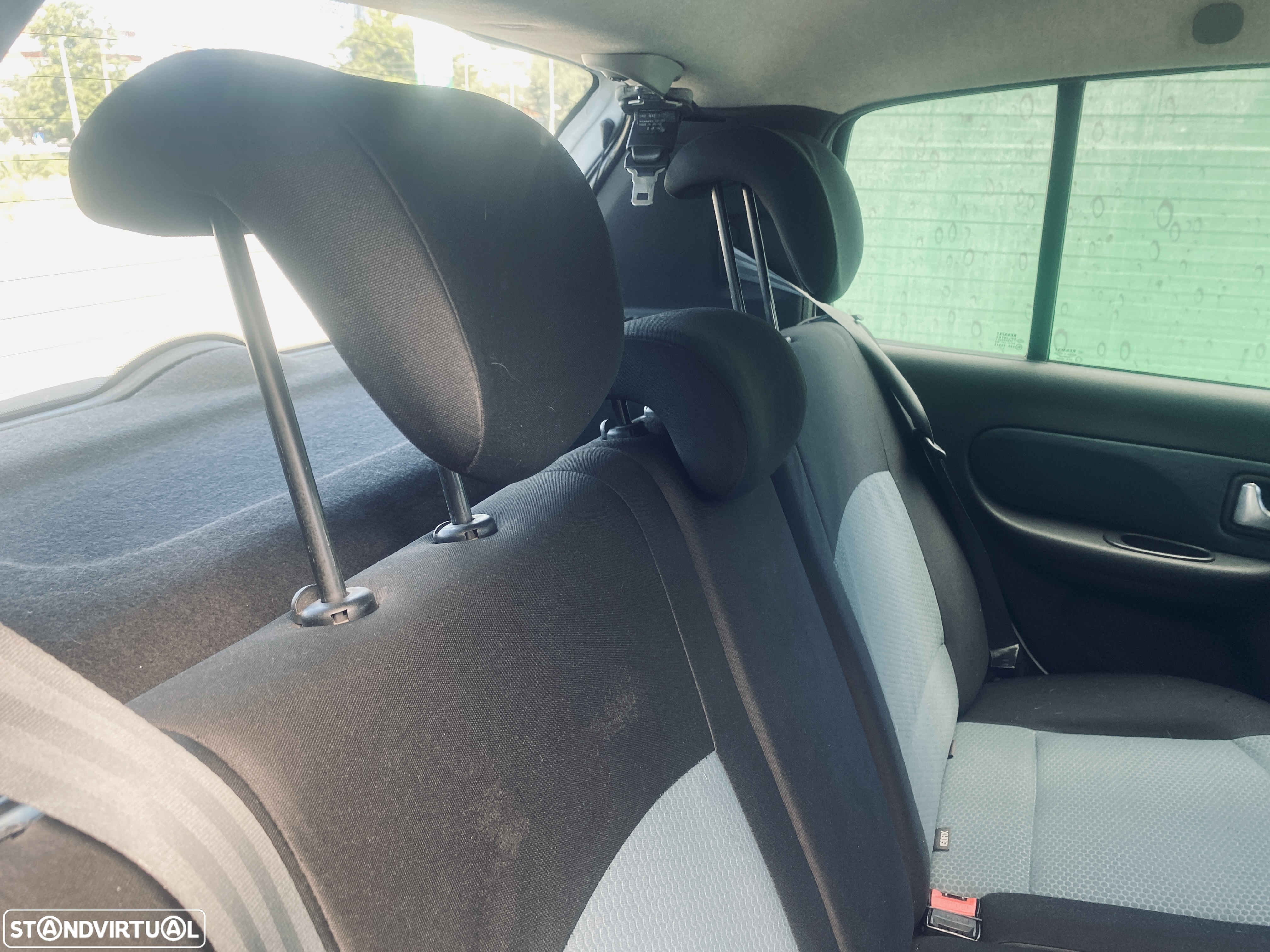 Renault Clio 1.2 16V SE Storia - 13