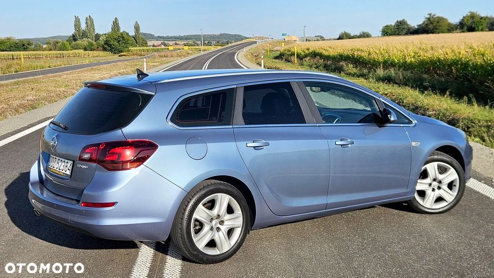 Opel Astra 1.4 Turbo Sport - 3