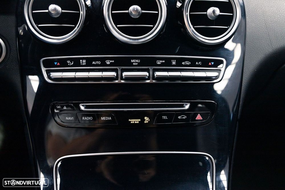 Mercedes-Benz GLC 350 e AMG Line 4-Matic - 40