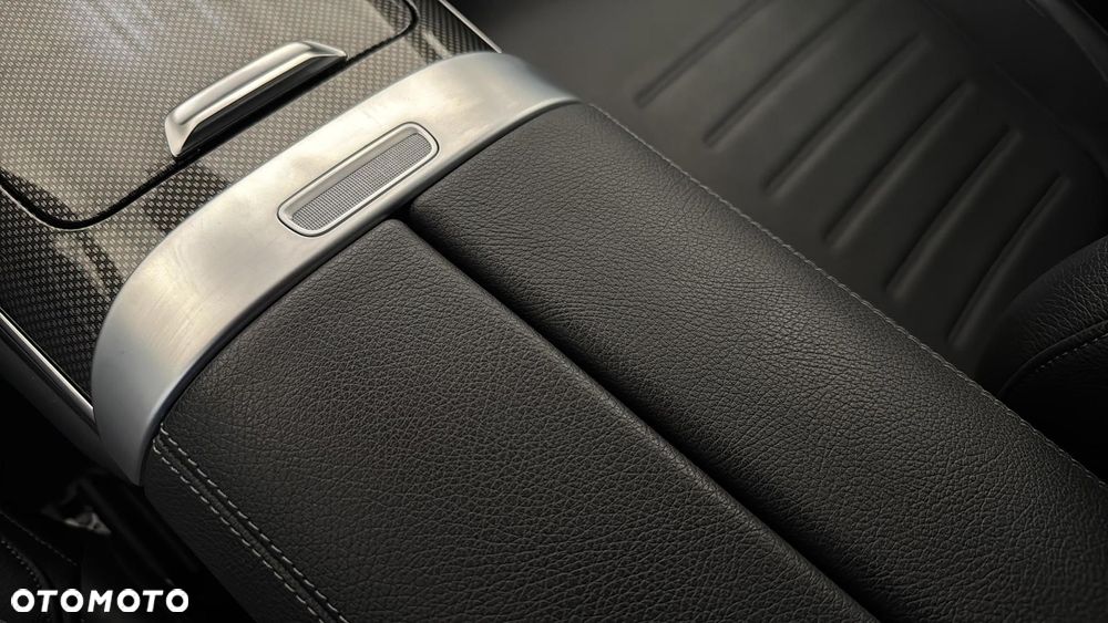 Mercedes-Benz GLC 200 4Matic 9G-TRONIC Edition AMG Line - 33