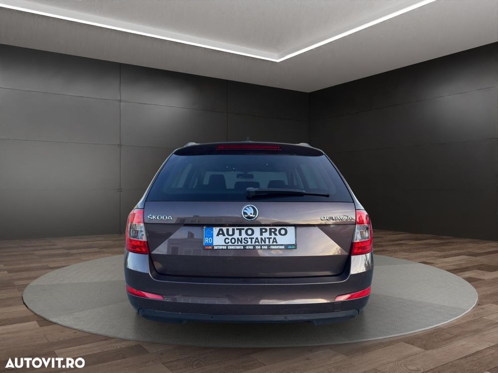 Skoda Octavia - 16