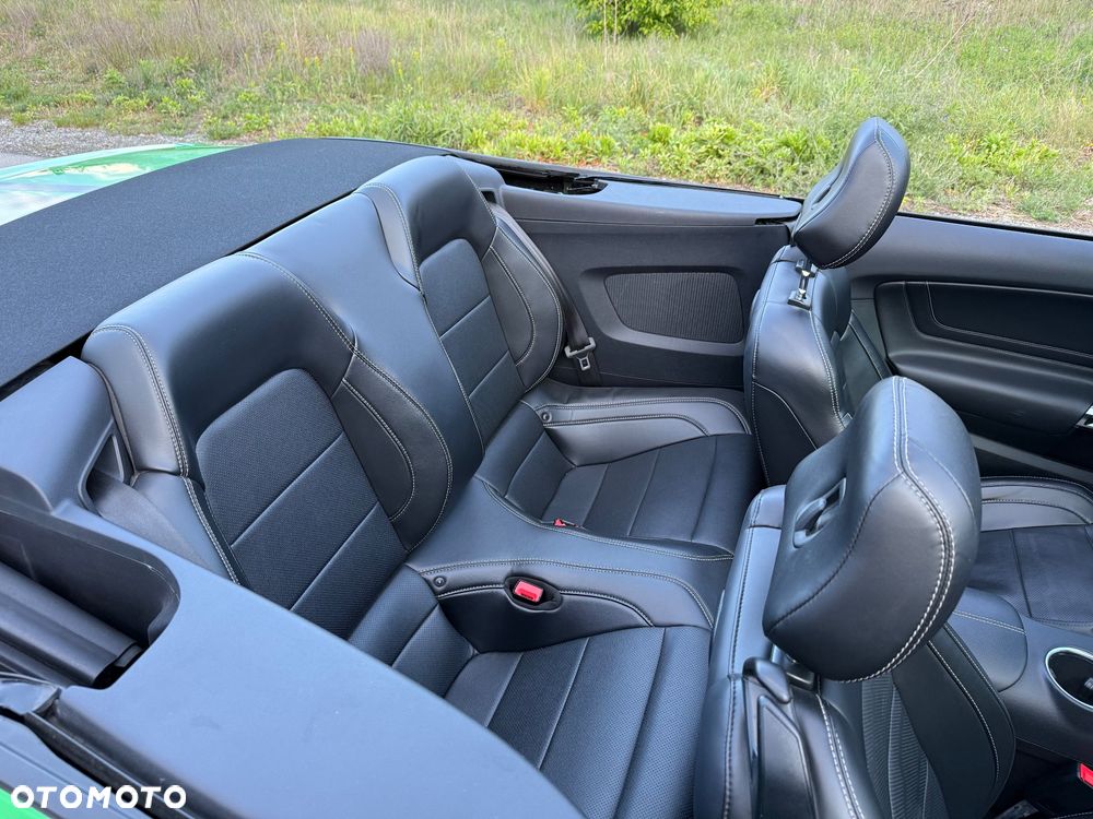 Ford Mustang 5.0 V8 GT - 20
