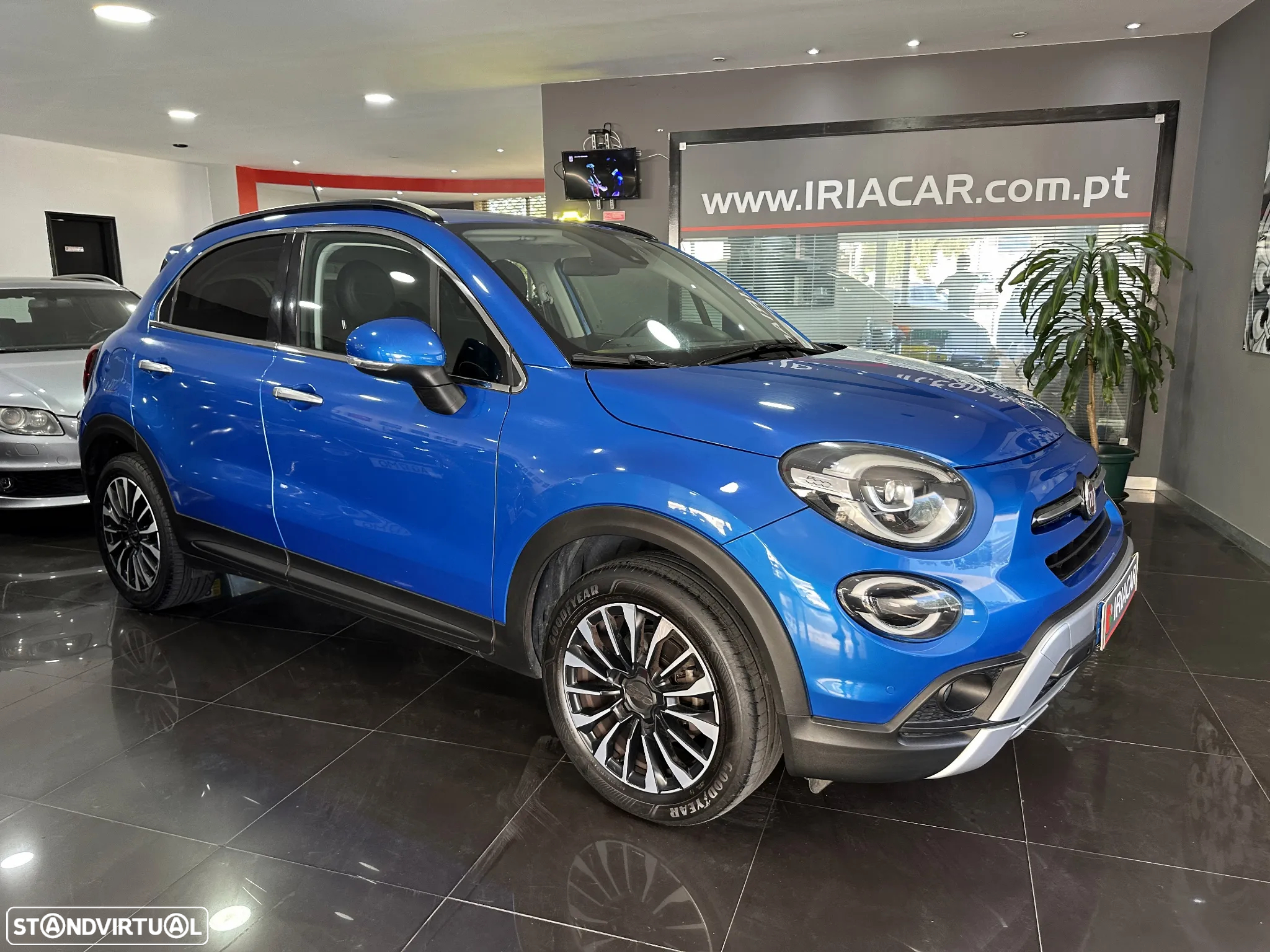 Fiat 500X 1.3 MJ City Cross S&S - 4