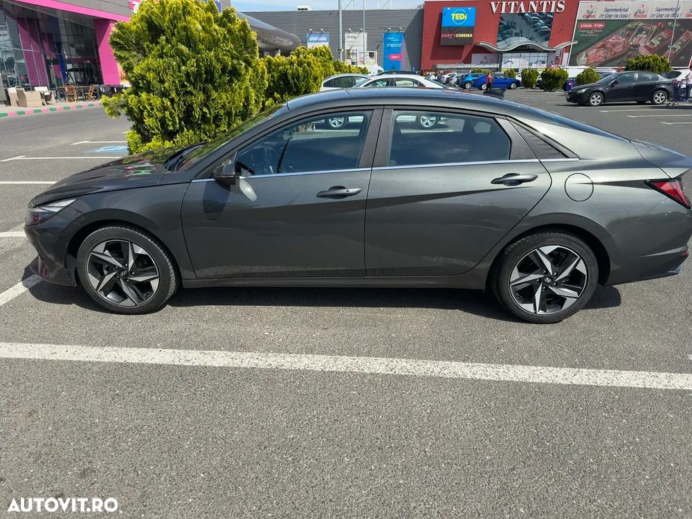 Hyundai Elantra 1.6 l 123 CP CVT Exclusive - 5