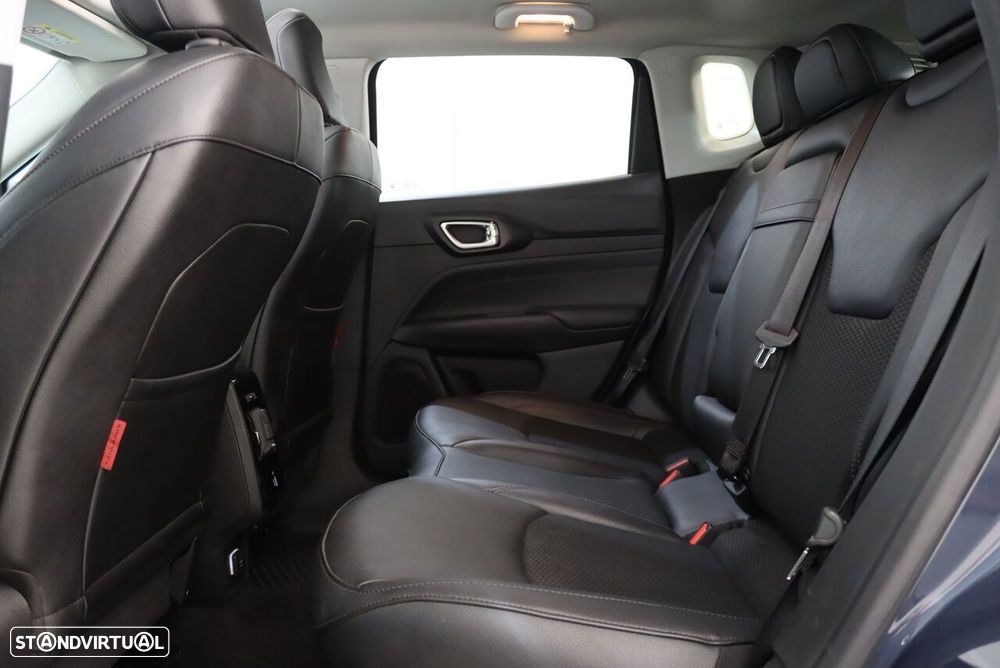 Jeep Compass 1.3 TG Trailhawk - 10