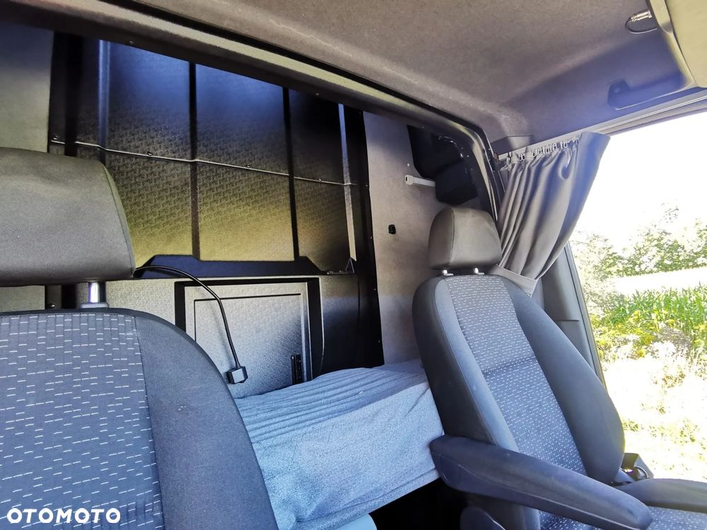 Mercedes-Benz SPRINTER - 8