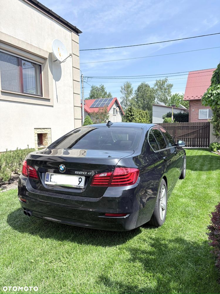 BMW Seria 5 520d - 3