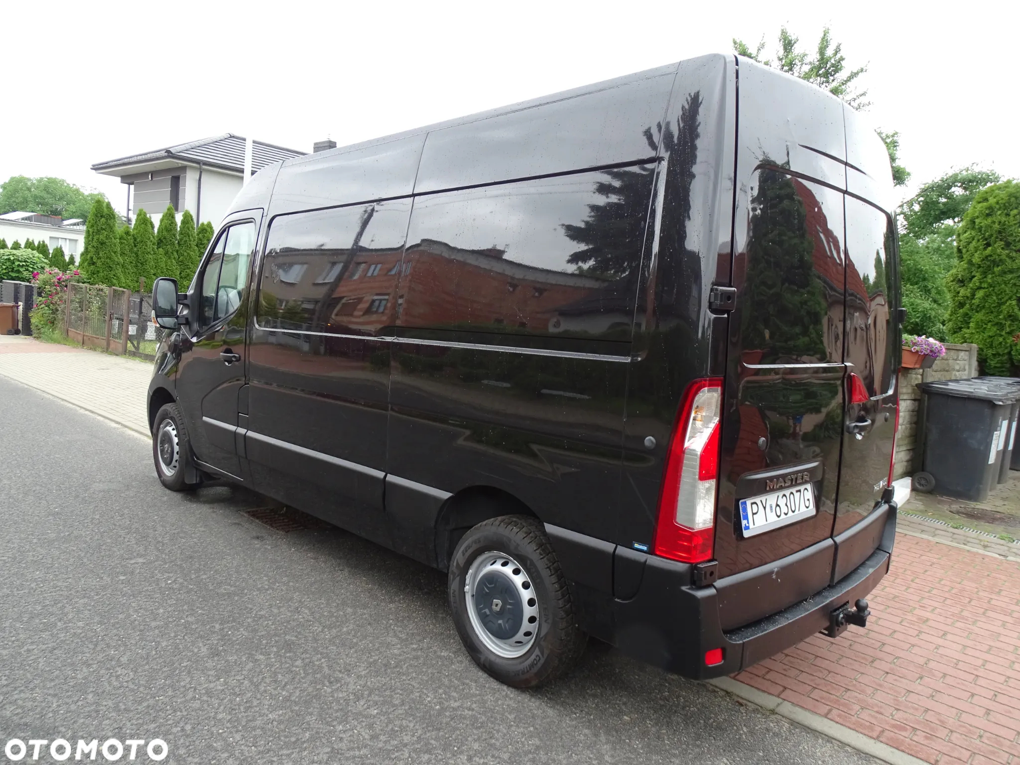 Renault MASTER 2,3 TDC ,L2 H2. KLIMATYZACJA, TEMPOMAT, HAK ,  zadbany ! - 4