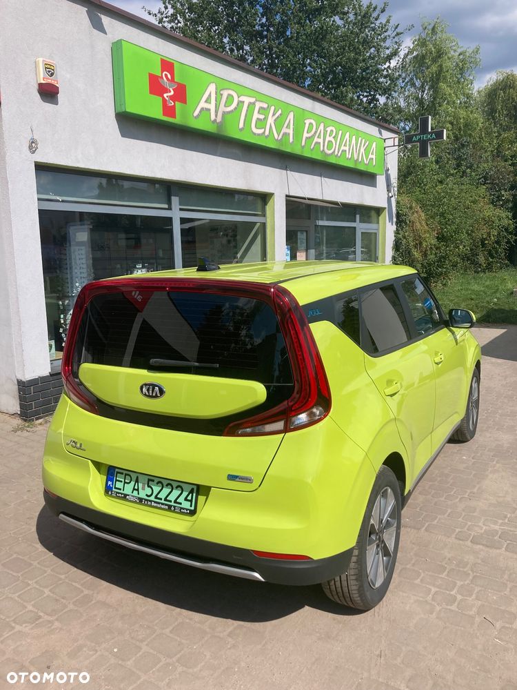 Kia Soul e-Soul 39kWh L - 5