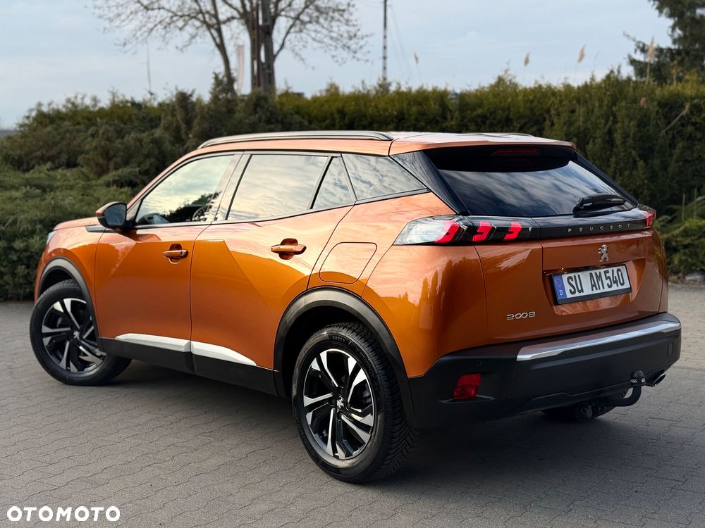 Peugeot 2008 BlueHDi 130 EAT8 Allure Pack - 27