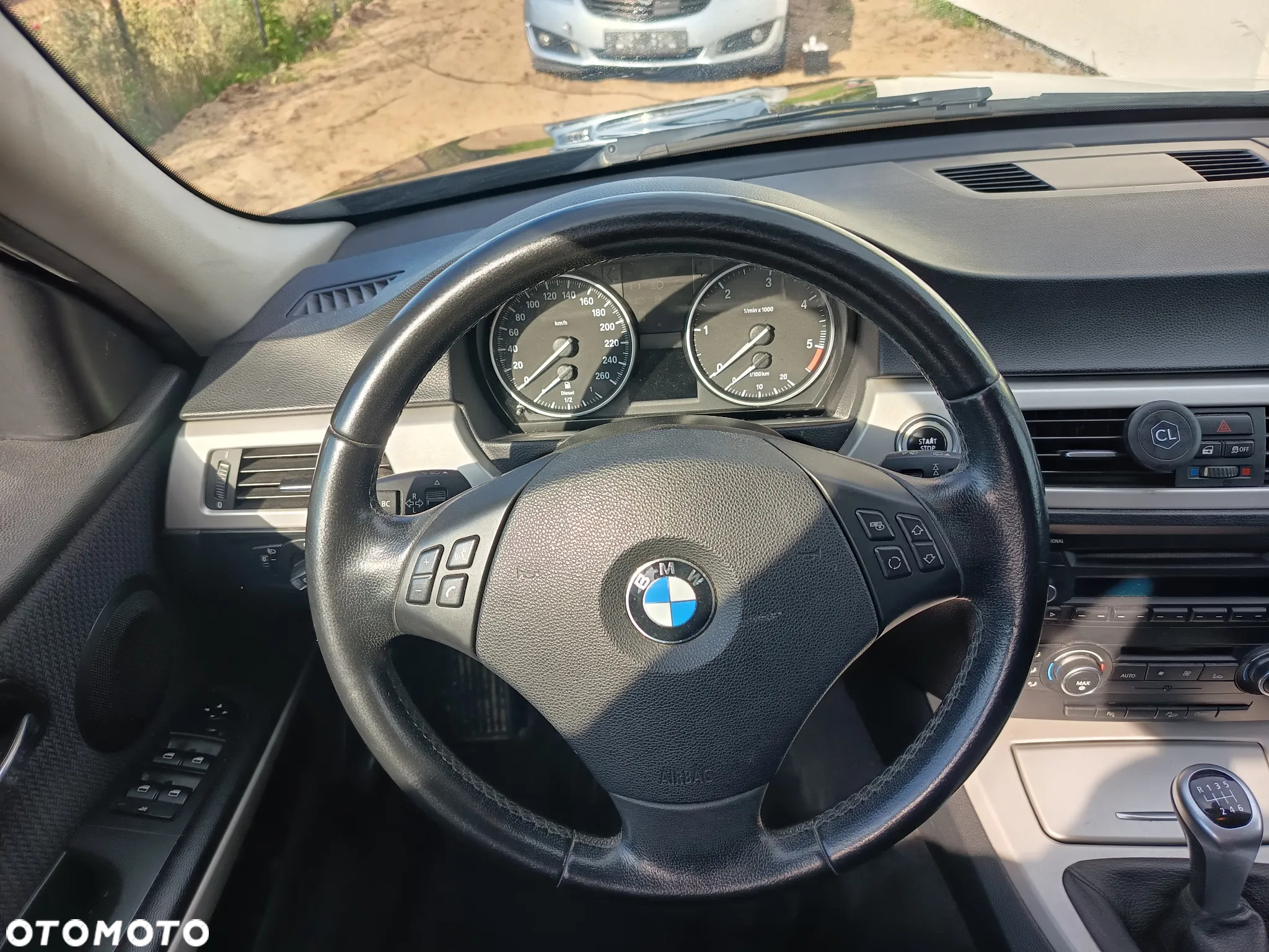 BMW Seria 3 320d xDrive - 17