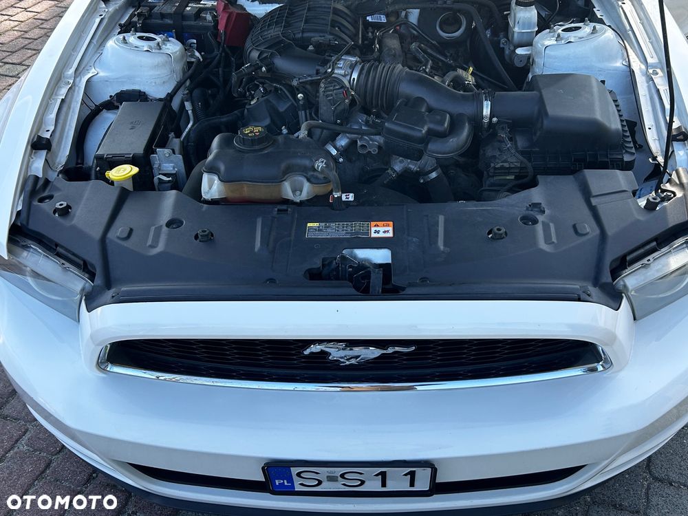 Ford Mustang 3.7 V6 Premium - 11