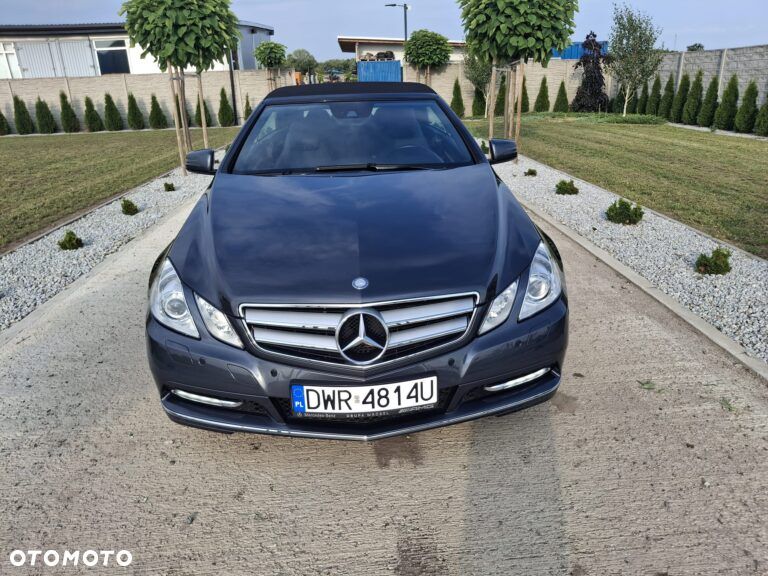 Mercedes-Benz Klasa E 250 BlueEFFICIENCY 7G-TRONIC Avantgarde - 2