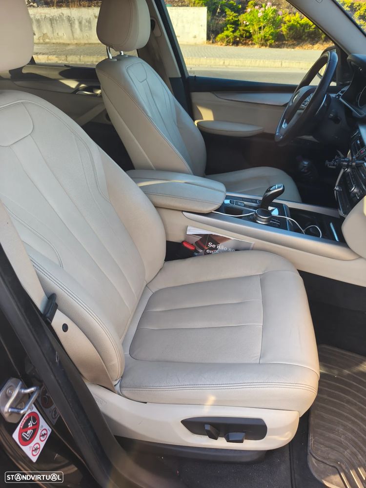 BMW X5 25 d sDrive Comfort 7L - 13