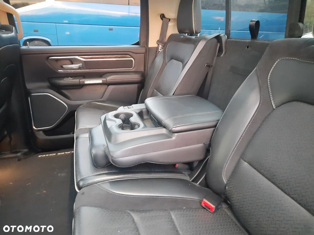 RAM 1500 5.7 Crew Cab Laramie - 24