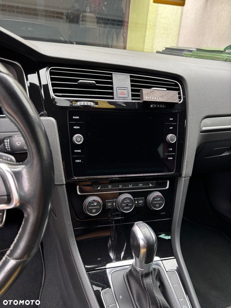 Volkswagen Golf GTD 2.0 TDI SCR DSG - 13