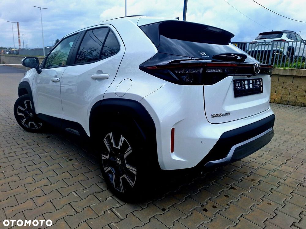 Toyota Yaris Cross Hybrid 1.5 Executive - 5