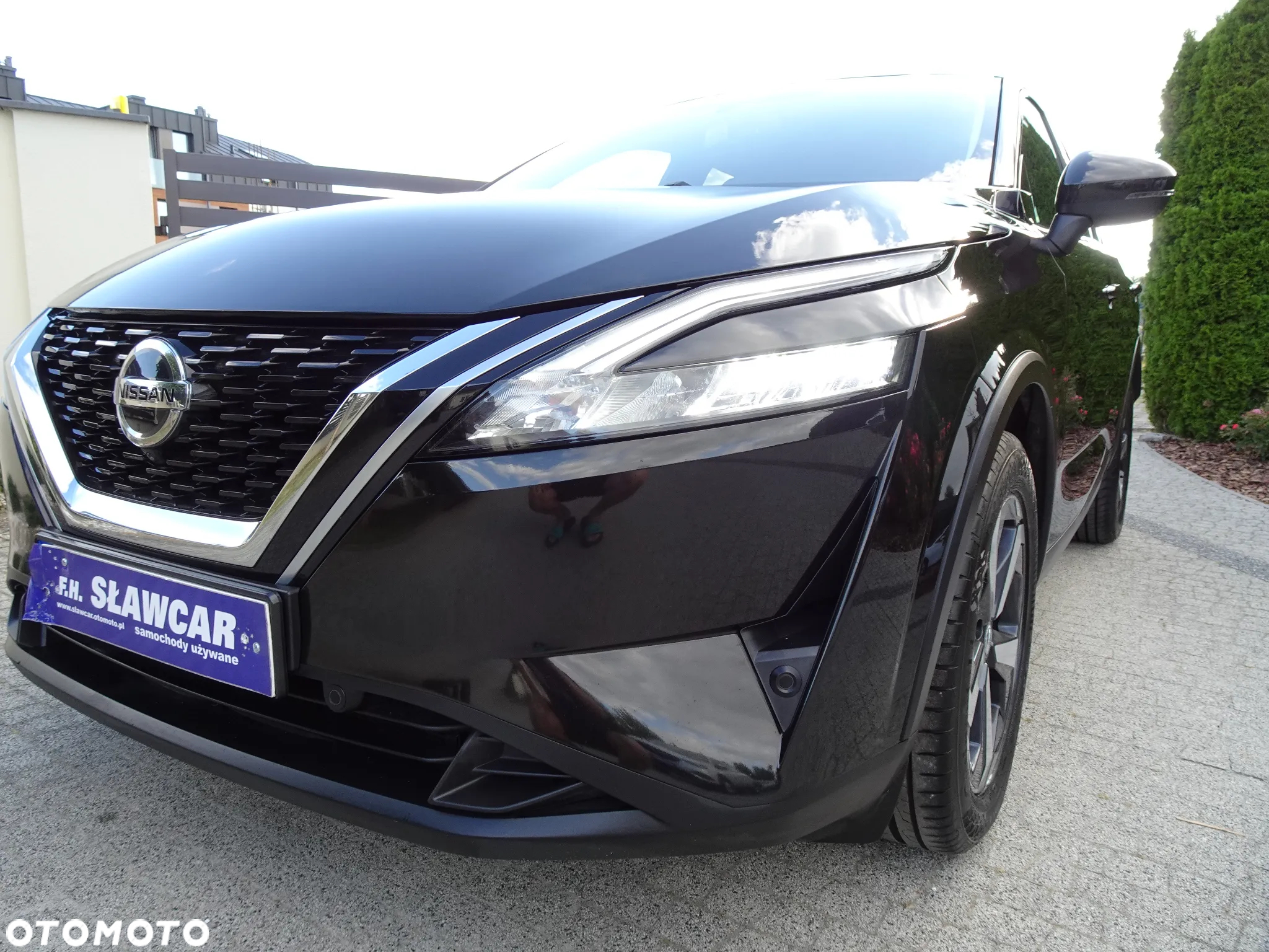 Nissan Qashqai 1.3 DIG-T N-Connecta DCT - 3