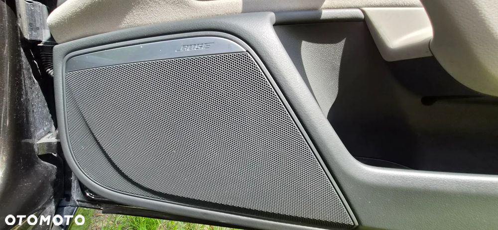 Audi A6 Avant 2.0 TDI Ultra S tronic - 10